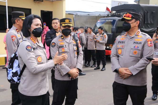 
 Tiga hari tertimbun runtuhan gempa Cianjur, Anak 5 tahun berhasil diselamatkan 