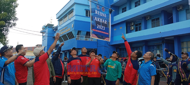 
 IKA Polimarim Makassar Gelar Gerak Jalan Santai