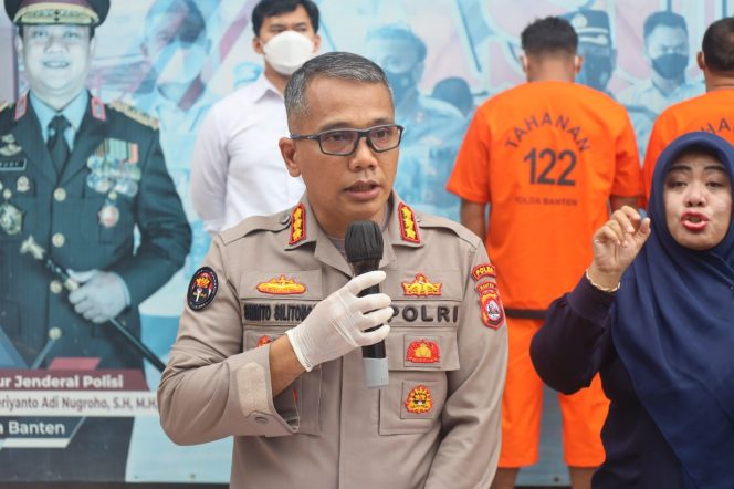 
 Selundupkan Sabu Lewat Lubang Anus, Dua Pelaku Berhasil Ditangkap 