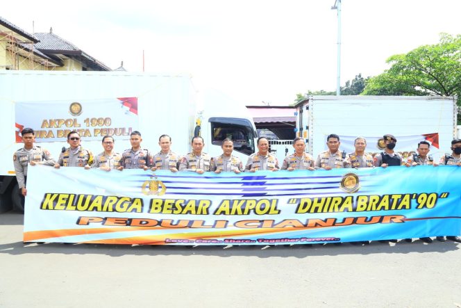 
 Aksi Alumni Akpol 1990 Bantu Korban Gempa Cianjur