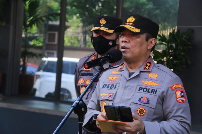 
 Kesiapan Polri Agar Perayaan Natal dan Tahun Baru Berjalan Aman tanpa Gangguan