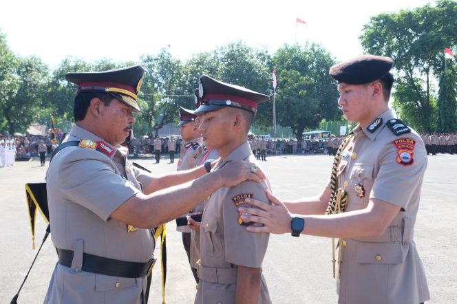 
 498 Bintara Baru Dilantik, Kapolda Sulsel Sampaikan Arahan