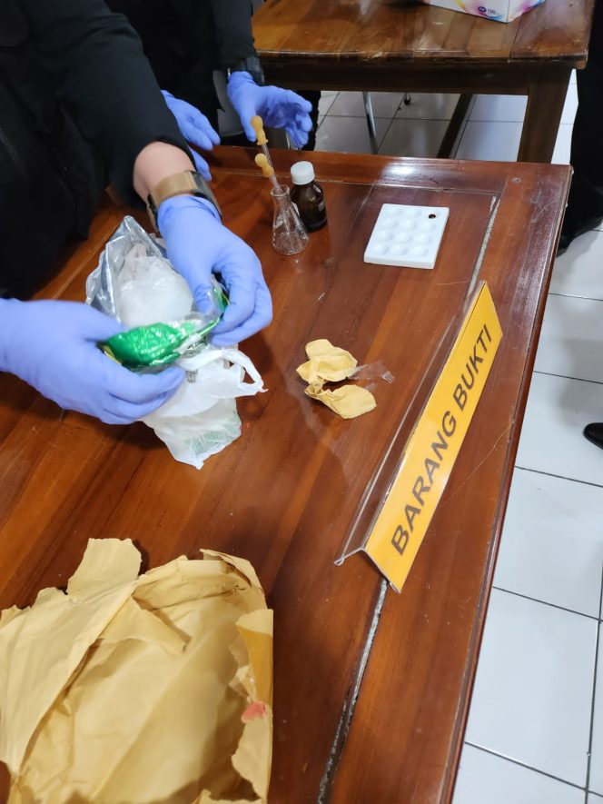 
 Pemusnahan Barang Bukti Narkotika Jenis Sabu Oleh Ditresnarkoba Polda Sulsel