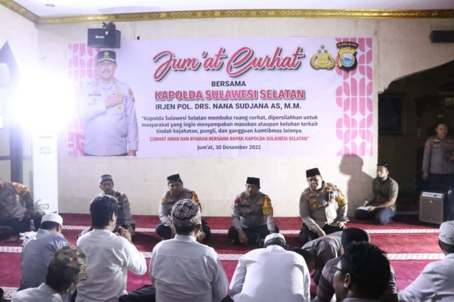 
 Dengar Aduan Masyarakat, Polda Sulsel Gelar Jumat Curhat