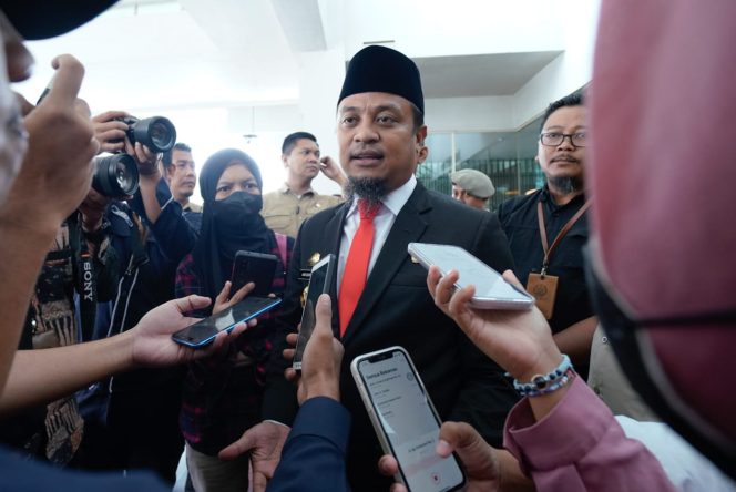 
 Antisipasi Cuaca Ekstrem, Gubernur Sulsel Arahkan Penggunaan Teknologi Modifikasi Cuaca