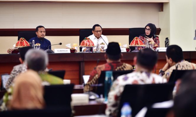 
 Mendagri Sebut Komposisi Pendapatan APBD Sulsel TA 2023 Tergolong Kuat