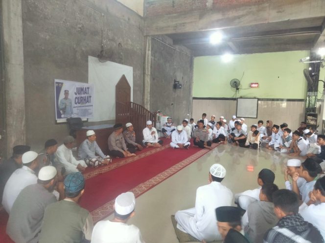 
 Kapolsek Bontomarannu Safari ” Jumat Curhat” Ke Pondok Pesantren Tanwirussunnah