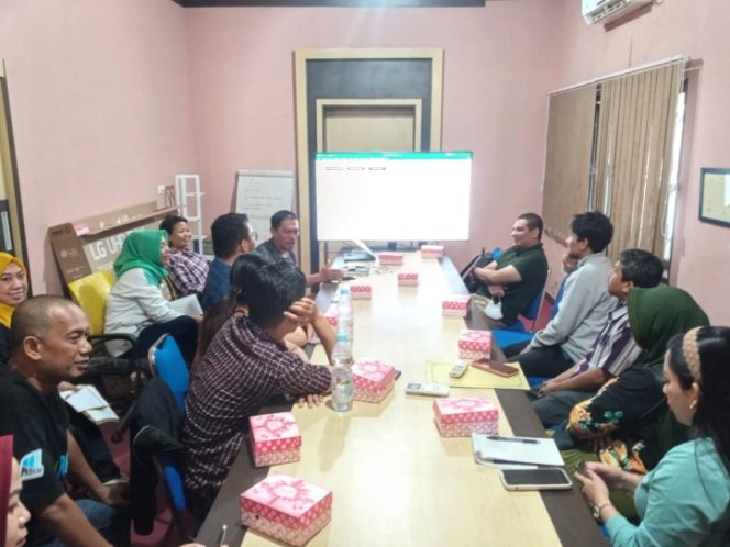 
 DKIPS Lakukan Desk PPID Tingkat Provinsi Sulawesi Tengah