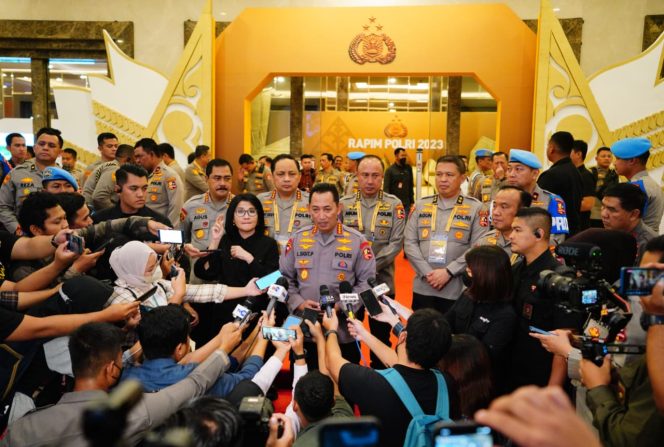 
 Tutup Rapim, Kapolri Pastikan Kawal Seluruh Kebijakan Pemerintah