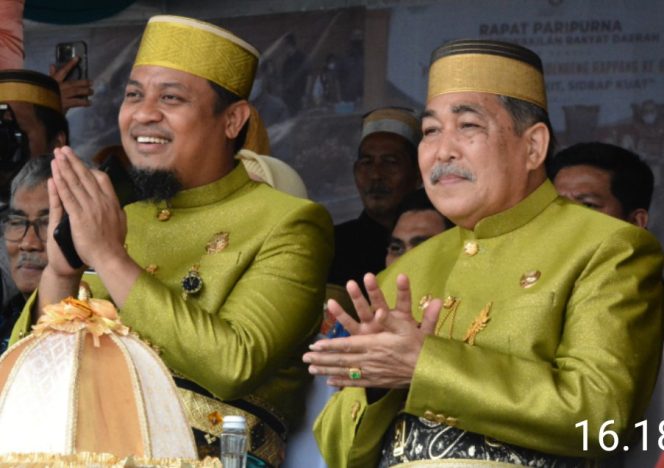 
 Gubernur Sulsel – Bupati Sidrap Berikan Aplous Tari Kolosal di Hari jadi ke-679 Sidenreng Rappang