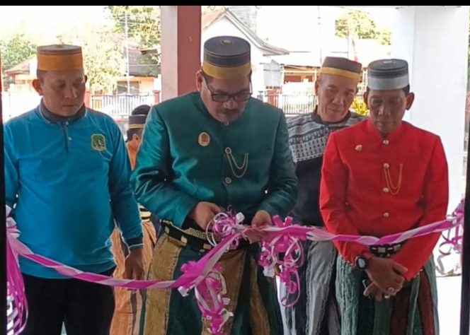 
 Sekda Kabupaten Sidrap Resmikan Kantor Camat Tellu Limpoe