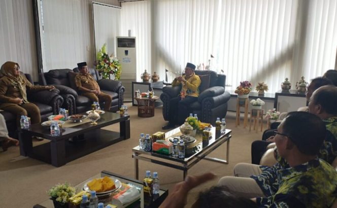 
 Bupati Pasangkayu dan Bupati Kotabaru Bertemu, Bahas Apa Saja? 