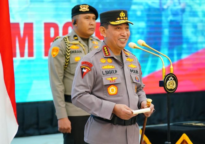 
 Pimpin Sertijab Irwasum, Kapolri Gelorakan Tingkatkan Kepercayaan Publik
