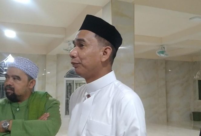 
 Ketua DPRD Makassar Langsung Mendatangi Lokasi Runtuhnya Kubah Mesjid