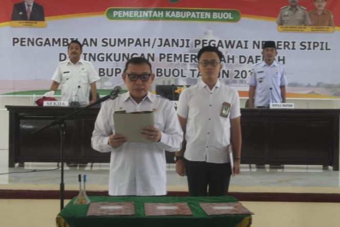
 Bupati Buol minta PNS baru untuk core values dan employer branding
