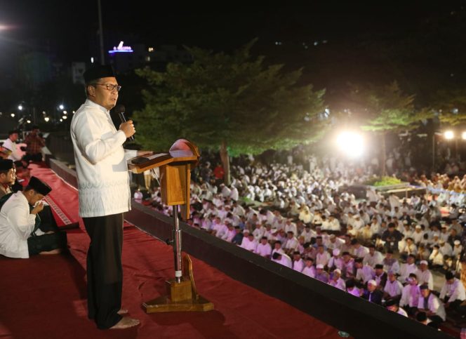 
 Pekan Ketiga Ramadan, Ribuan Warga Antusias Hadiri GMSSB Pemkot Makassar