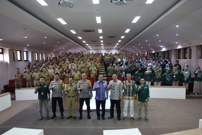 
 Walikota Makassar Intruksikan Camat-Lurah Turun Bantu BPS