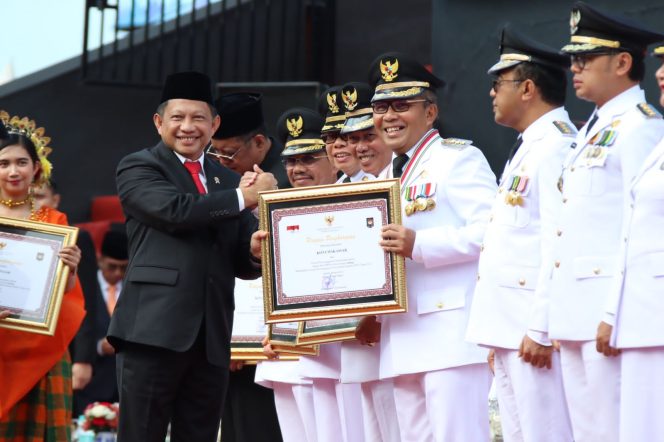 
 Makassar Masuk 10 Besar Penyelenggara Pemerintahan Terbaik