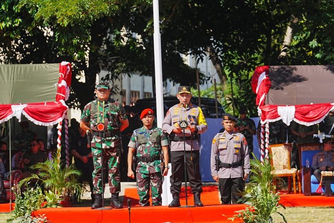 
 Kapolri dan Panglima Tegaskan TNI-Polri Bersinergi dan Solid Amankan KTT ASEAN