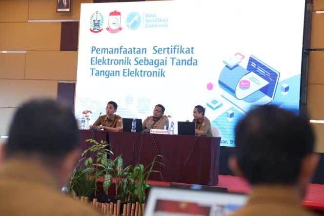 
 Diskominfo Makassar Gelar Bimtek Penggunaan TTE Kinerja OPD
