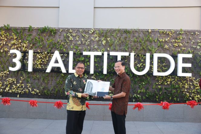 
 Resmikan Roof Top 31 Altitude, Danny Pomanto: Makassar Kota Ramah Investasi