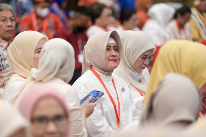 
 Indira Yusuf Ismail Hadiri HUT Ke – 43 Dekranas di Medan