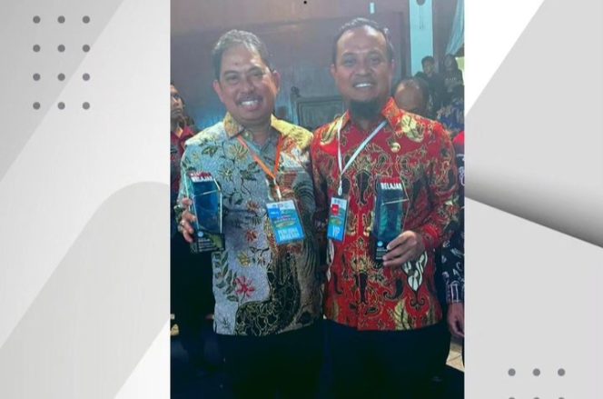 
 Sehari, Gubernur Sulsel Terima Dua Penghargaan Tingkat Nasional