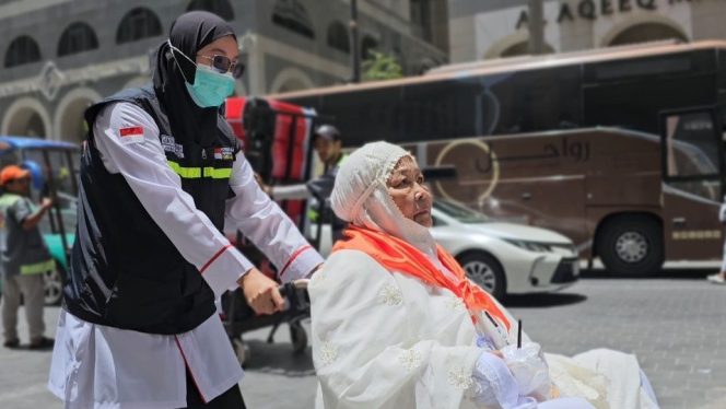 
 125 Petugas Daker Madinah Tunda ke Makkah