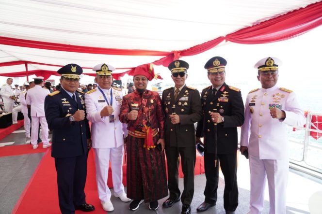 
 Sebagai Tuan Rumah Event MNEK 2023, Pangdam XIV/Hsn: Ini Menambah Rasa Cinta Masyarakat Kepada TNI