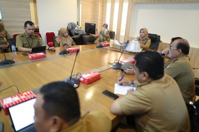
 Fatmawati Rusdi Pimpin Rakor Pengentasan Kemiskinan Ekstrem di Makassar