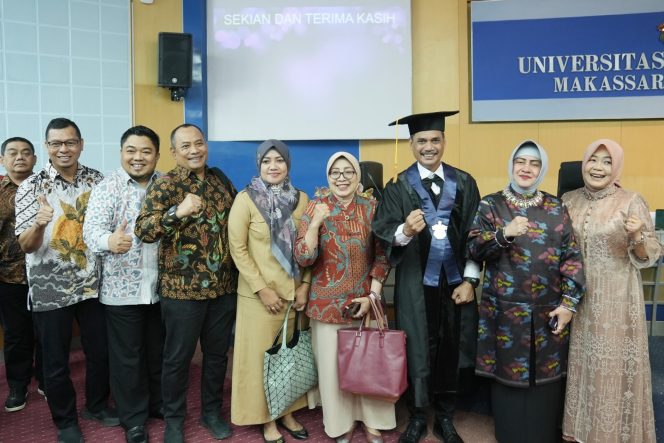 
 Prof Asri Jaya Dikukuhkan Sebagai Guru Besar di Unhas