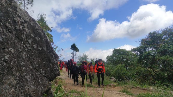 
 Seorang Pendaki Dikabarkan Terjatuh saat hendak Mendaki Gunung Bawakaraeng 