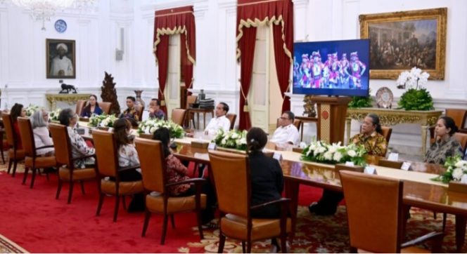 
 Diterima Presiden Jokowi, Butet Kartaredjasa Jelaskan Tarian untuk IKN