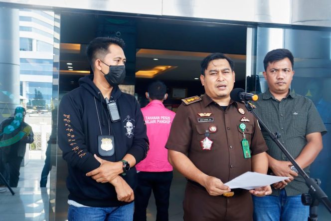 
 Buronan Tersangka Korupsi pengelolaan dana kelurahan di Pangkep Ditangkap 