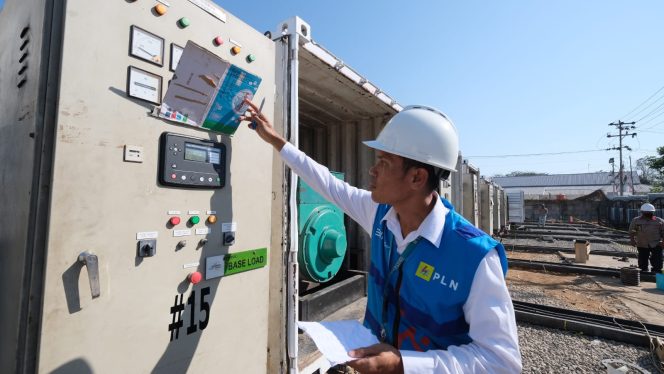 
 Antisipasi Musim Hujan, PLN Lakukan Langkah Preventif untuk Tingkatkan Keandalan Jaringan