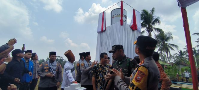 
 Bahagianya Warga Ciamis dapat Bantuan Sumur Bor dan Paket Sembako dari Operasi NCS Polri