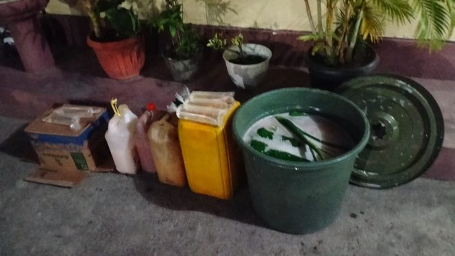 
 Polsek Mangkutana gelar Operasi PEKAT, Ratusan Liter Miras Di Amankan