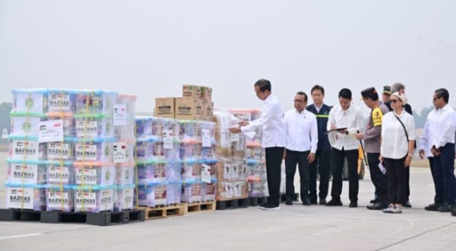 
 Presiden RI Melepas Bantuan Kemanusiaan untuk Palestina 