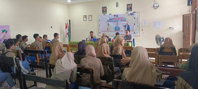 
 Sarwandi Eka Sarbini Hadiri Diskusi Suara Demokrasi SMA Muhammadiyah 7 Makassar