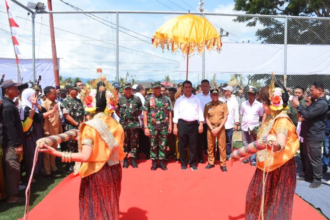 
 Dukung Sektor Pertanian, Pangdam XIV/Hsn Dampingi Mentan RI Kunjungan Kerja di Bone