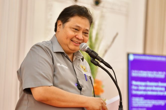 
 Respon Pj Gubernur Bahtiar Usai Airlangga Tambah Kuota KUR untuk Sulsel