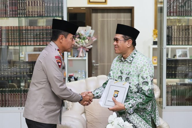 
 Silaturahmi Kapolda Sulsel Bersama Pengurus PWNU Sulsel