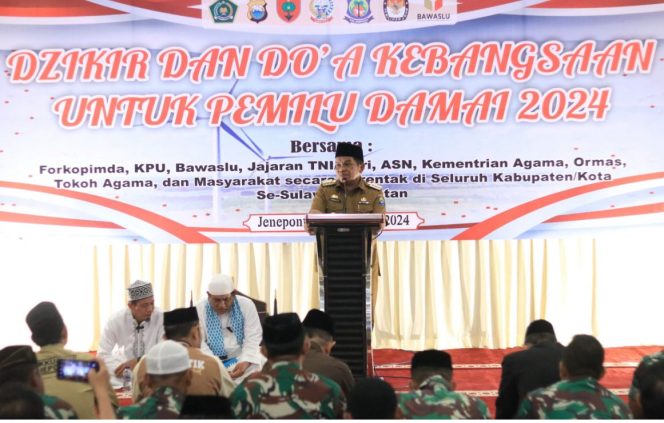 
 PJ. Bupati Jeneponto Menghadiri Acara Dzikir dan Doa Bersama Di Masjid Agung