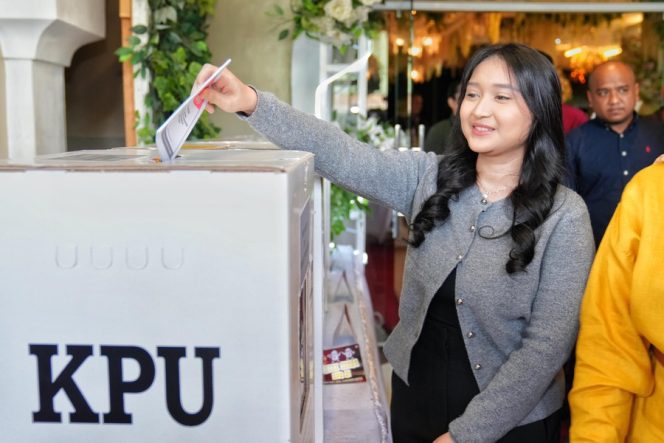 
 Putri Pj Gubernur Sulsel Bagikan Pengalaman Pertama Kali Mencoblos di Pemilu