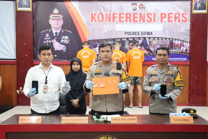 
 Patungan Beli Sabu, 3 Pemuda di Gowa Dicokok Polisi