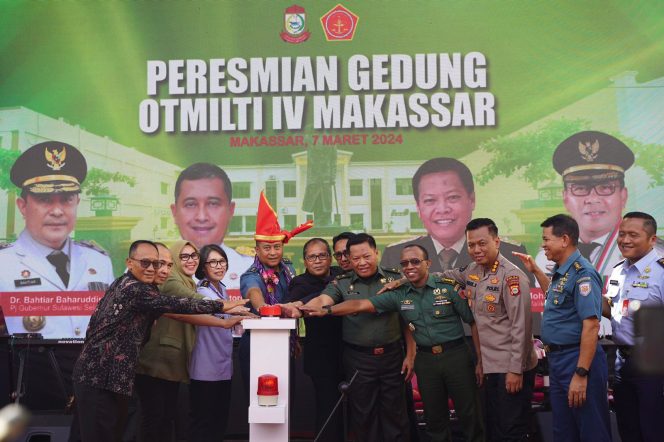 
 Ketua DPRD Sulsel Hadiri Peresmian Gedung Oditurat Militer Tinggi IV Makassar 