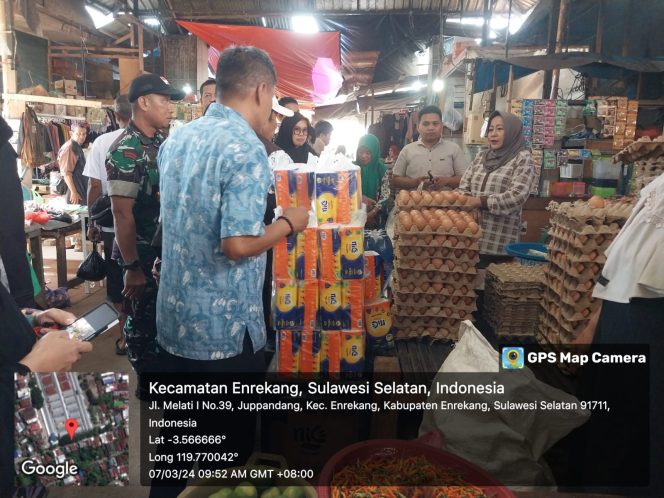 
 Pemkab Enrekang dan Forkopimda Pantau Harga Kebutuhan Pokok di Pasar