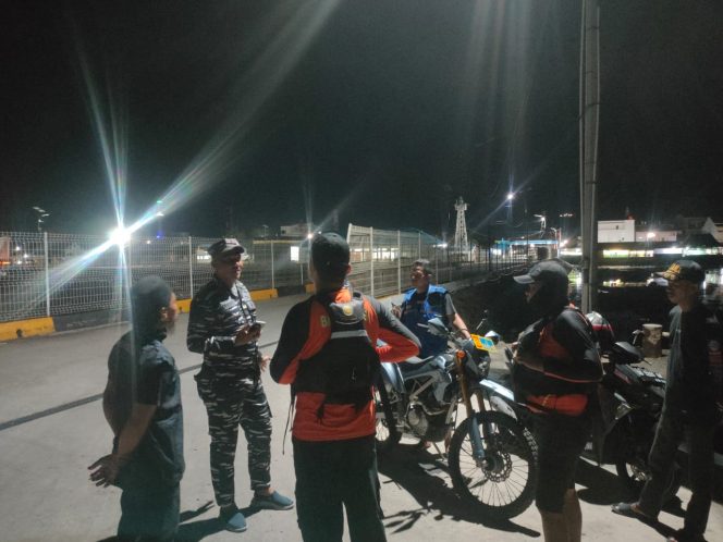 
 Kapal Penangkap Ikan Tujuan Lombok Terbalik di Perairan Selayar, 24 Orang Dalam Pencarian 