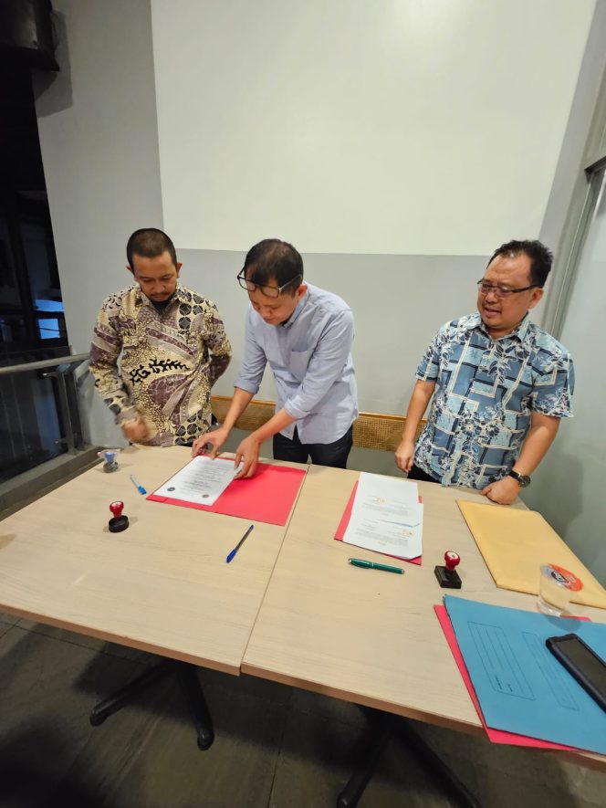 
 Yayasan Marwan Aras Center (MAC) Jalin Kerjasama dengan STIMI Yapmi Makassar dan Politeknik Indonesia