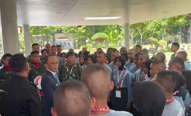 
 Pj Gubernur Sulsel Prof Zudan Izinkan Paskibraka Tetap Berhijab